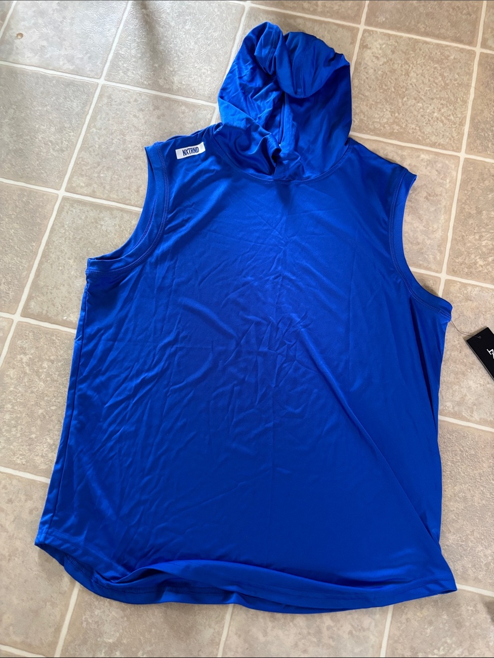 Blue Sleeveless Hooded Tank Top - Picture 4 of 6